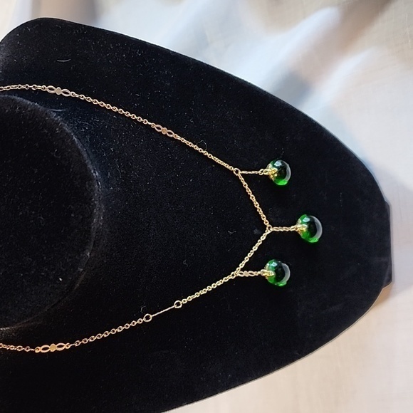 Gold‎ Tone Emerald Green Drop Necklace - Picture 12 of 13